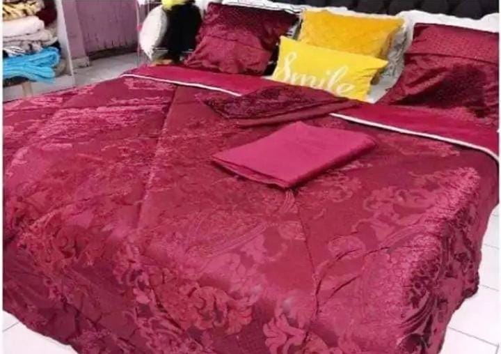 Silk Duvet Set – Luxury 6x7 Bedding Collection